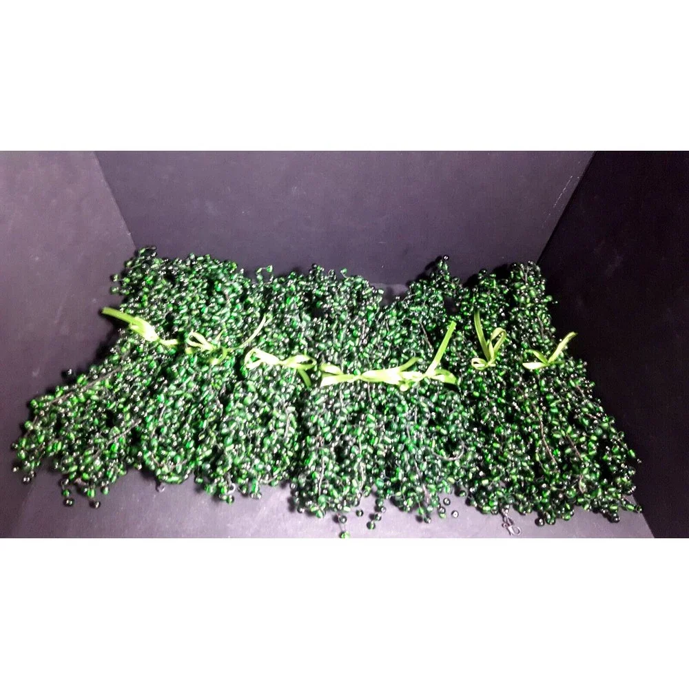 pottery barn green pepperberry garland 5ft